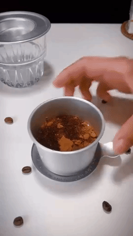 Công thức pha cà phê kem muối cực đơn giản, thơm ngon mà lại tiết kiệm - Ảnh 2.