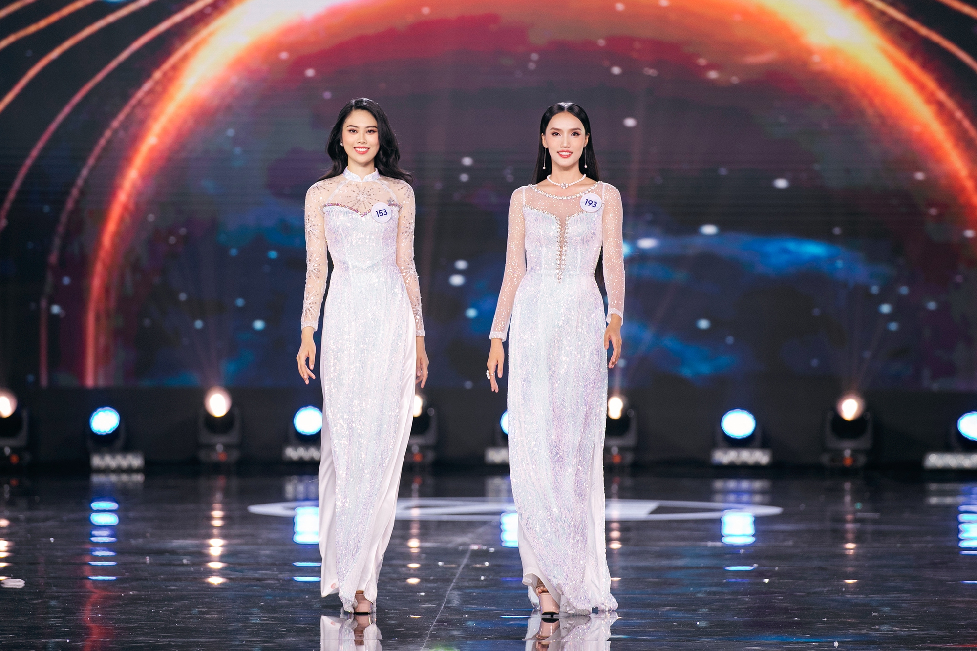 Toàn cảnh chung khảo Miss World Vietnam 2023 - Ảnh 9.