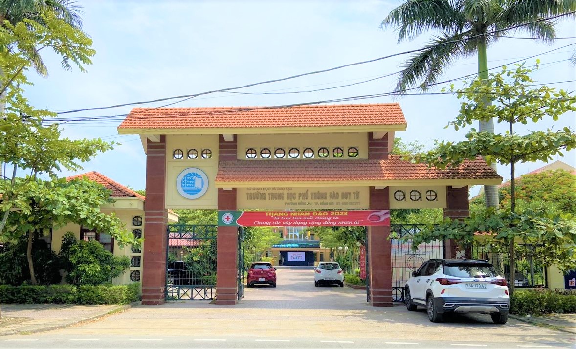 Kiểm điểm cô giáo chủ nhiệm vì thu quỹ lớp bất thường - Ảnh 1. Kiểm điểm cô giáo chủ nhiệm vì thu quỹ lớp bất thường - Ảnh 1.