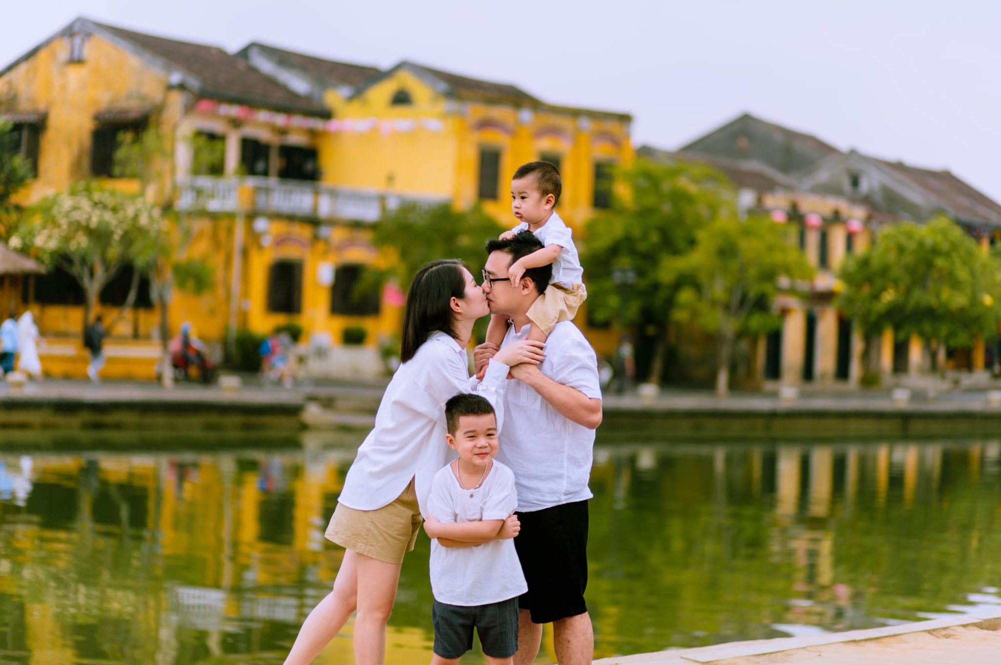 Những thước ảnh đẹp như mơ của gia đình nhỏ trong kỳ nghỉ hè tại Hội An - Ảnh 5. Những thước ảnh đẹp như mơ của gia đình nhỏ trong kỳ nghỉ hè tại Hội An - Ảnh 5.