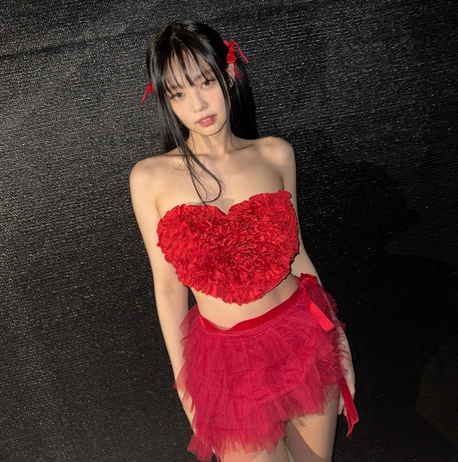 Jennie (BlackPink) xin lỗi - Ảnh 1. Jennie (BlackPink) xin lỗi - Ảnh 1.