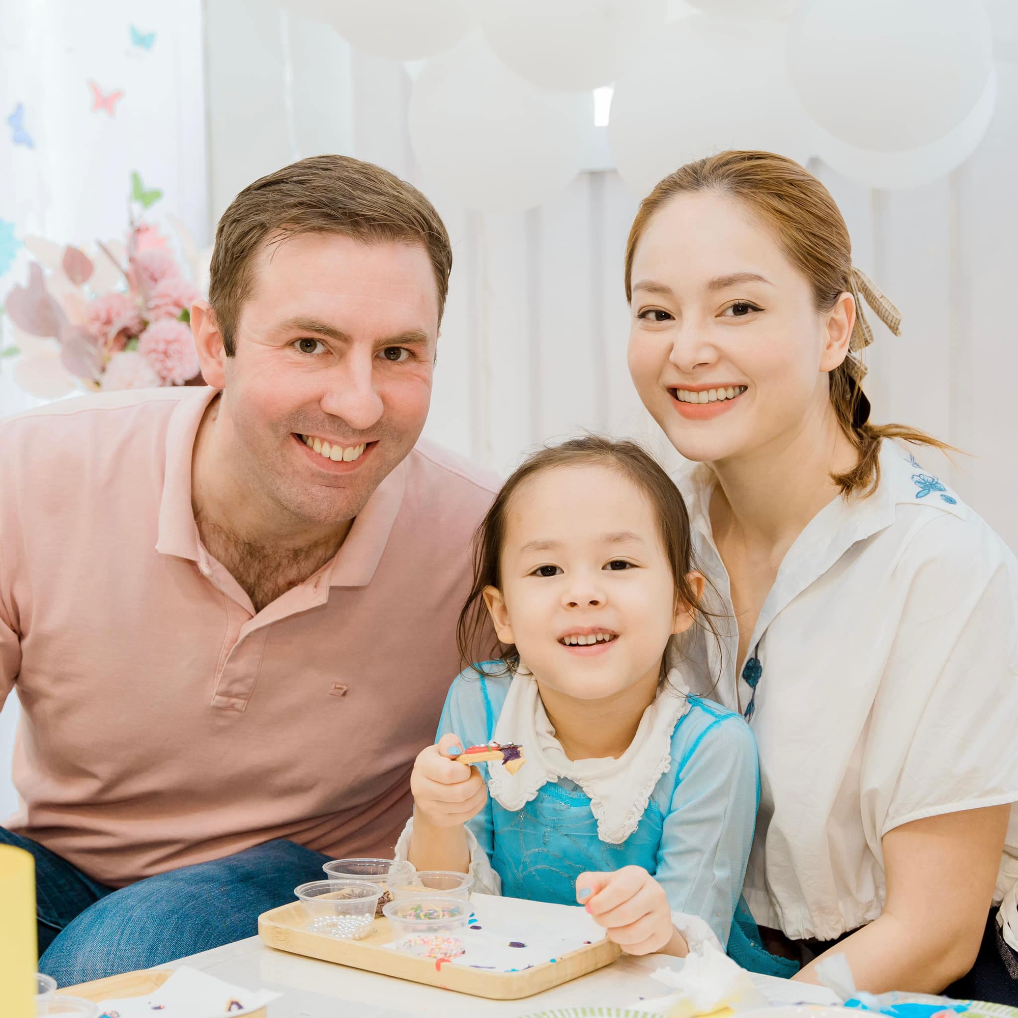 Lan Phương: "Tôi chưa nghĩ đến đám cưới sau 5 năm chung sống, nếu có, chồng chỉ mong tôi một điều..." - Ảnh 4. Lan Phương: "Tôi chưa nghĩ đến đám cưới sau 5 năm chung sống, nếu có, chồng chỉ mong tôi một điều..." - Ảnh 4.