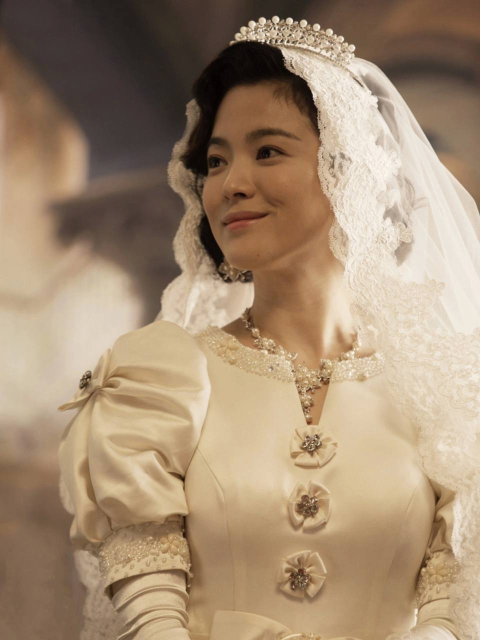 Nhan sắc Song Hye Kyo thuở &quot;làm vợ&quot; Huỳnh Hiểu Minh gây sốt trở lại, ẵm hơn 36 triệu lượt xem vì quá đẹp đôi - Ảnh 2.