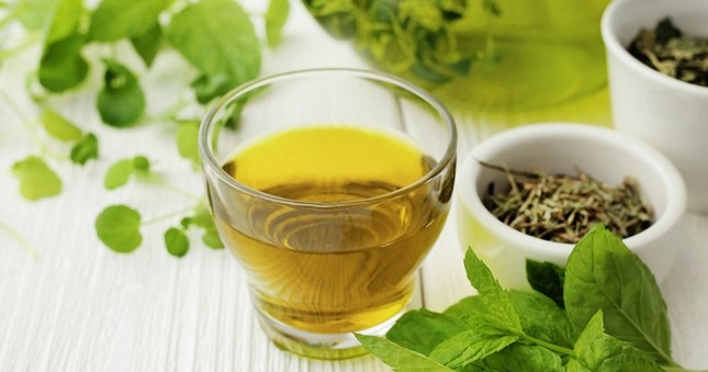 Uống trà xanh: có lúc tốt hơn thuốc bổ, có thời điểm lại như uống ‘thuốc độc’ - Ảnh 1.