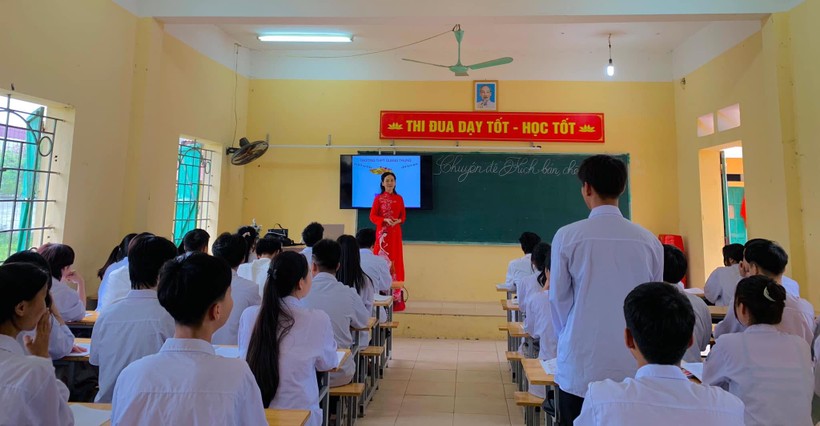 Kinh nghiệm &ocirc;n thi Tiếng Anh THPT đạt kết quả cao - Ảnh 2.