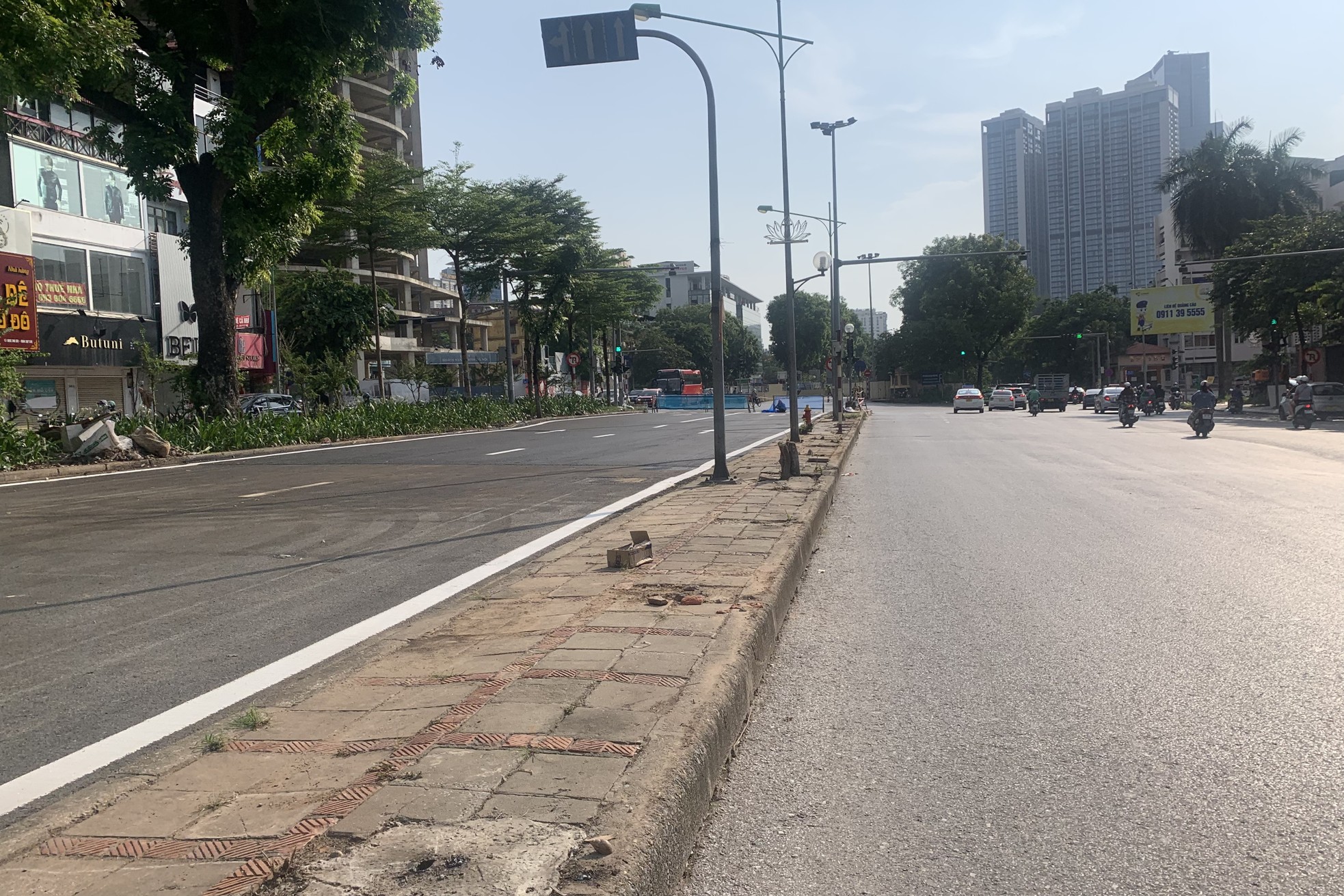 Tháo rào trên đường Kim Mã sau gần 3 năm thi công ga ngầm đường sắt Nhổn - ga Hà Nội - Ảnh 9.