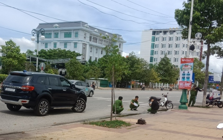 Hoãn phiên xử vụ nữ sinh lớp 12 tử vong vì TNGT ở Ninh Thuận - Ảnh 2.
