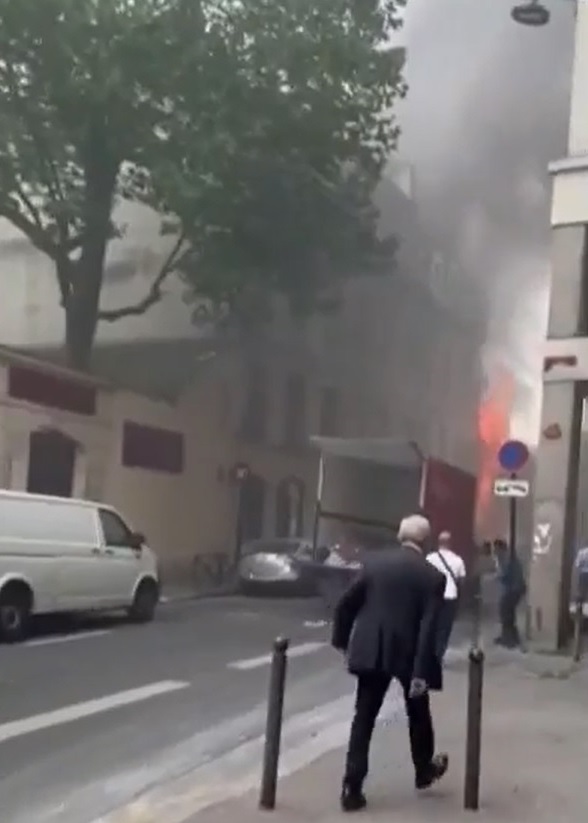 Nổ khí gas tại trung tâm Paris, 29 người bị thương - Ảnh 1.