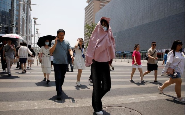 Thủ đô Bắc Kinh (Trung Quốc) ghi nhận nhiệt độ cao kỷ lục - Ảnh 1.