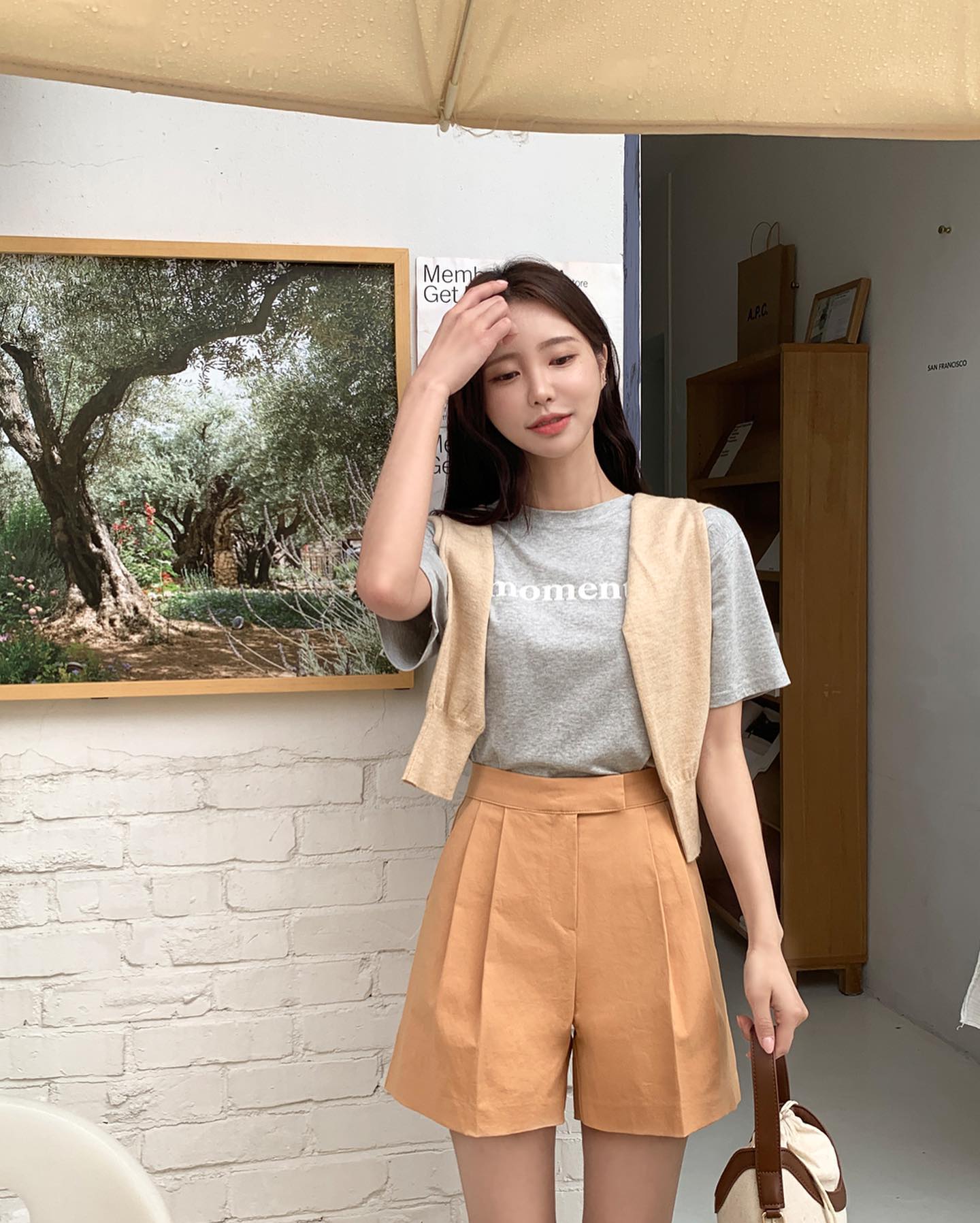 Học Song Hye Kyo cách mặc quần short sang trọng - Ảnh 7.