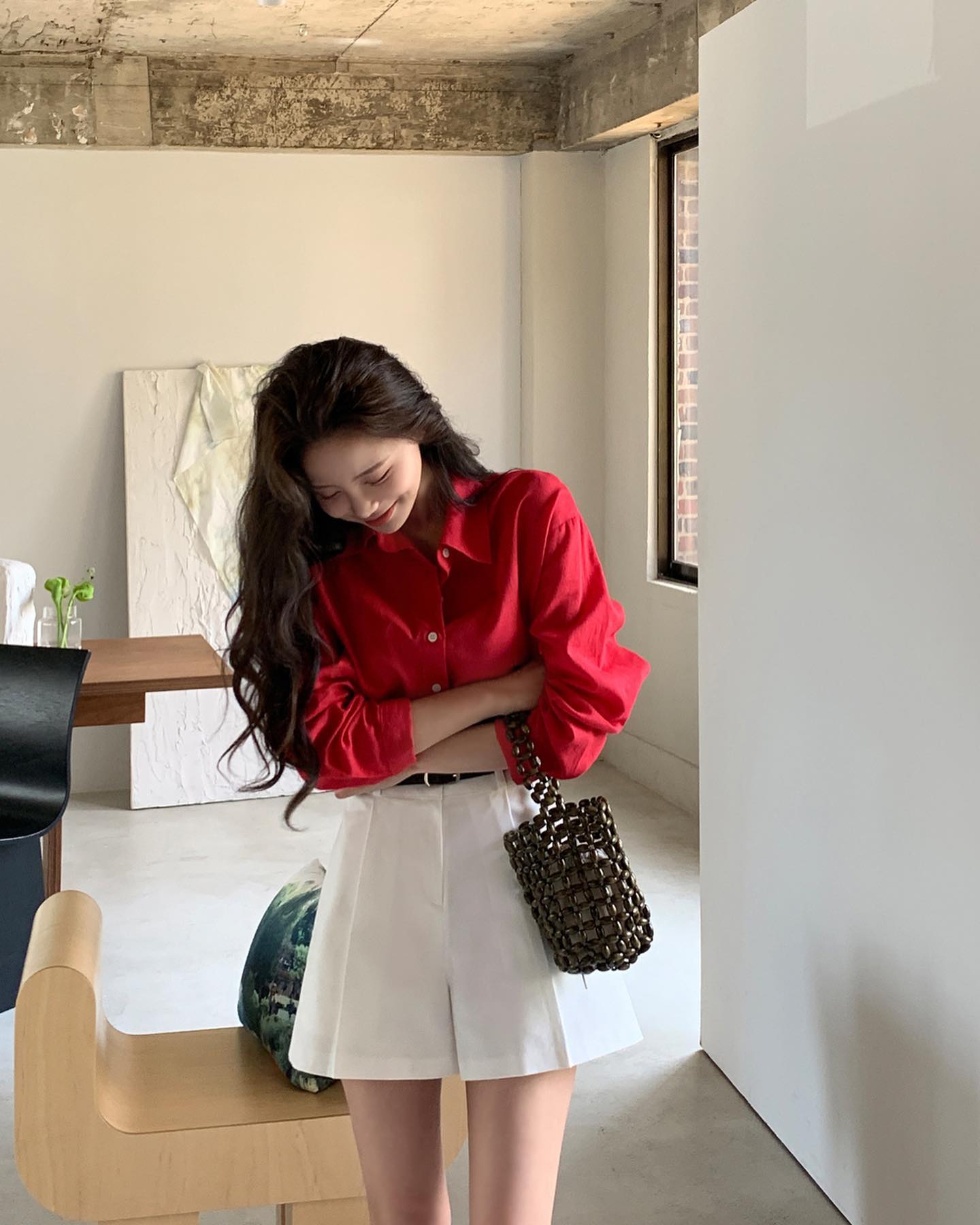 Học Song Hye Kyo cách mặc quần short sang trọng - Ảnh 10.