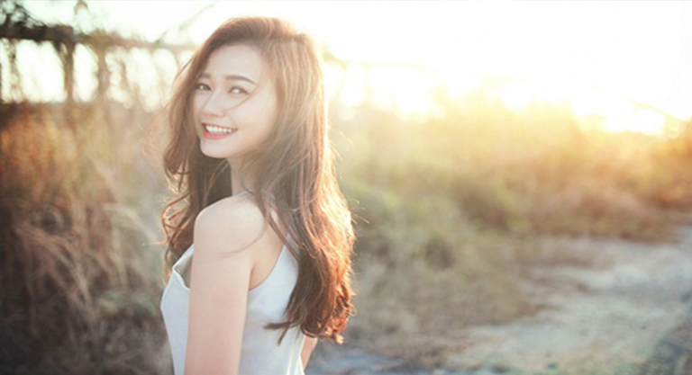 4 kiểu phụ nữ đ&agrave;n &ocirc;ng ngoại t&igrave;nh thường t&igrave;m đến - Ảnh 1.