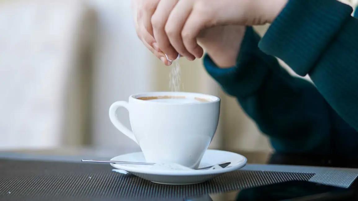 Pha cà phê không dùng đường vẫn dễ bị tiểu đường - Ảnh 1. Pha cà phê không dùng đường vẫn dễ bị tiểu đường - Ảnh 1.