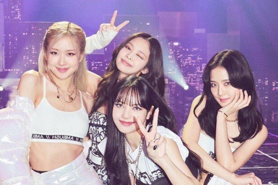 Cảnh phim dự đoán BLACKPINK đến Việt Nam &quot;gây sốt&quot; trở lại, một nhân vật còn bật mí cả giá vé? - Ảnh 1.