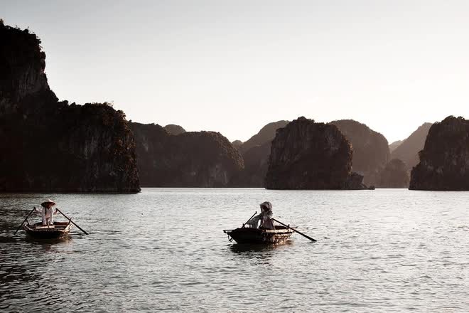 Làng chài Việt lọt top 'những ngôi làng cổ tích đẹp như tranh' trên thế giới: Có cả núi và biển, cách Hà Nội chỉ 2 giờ chạy xe - Ảnh 6.