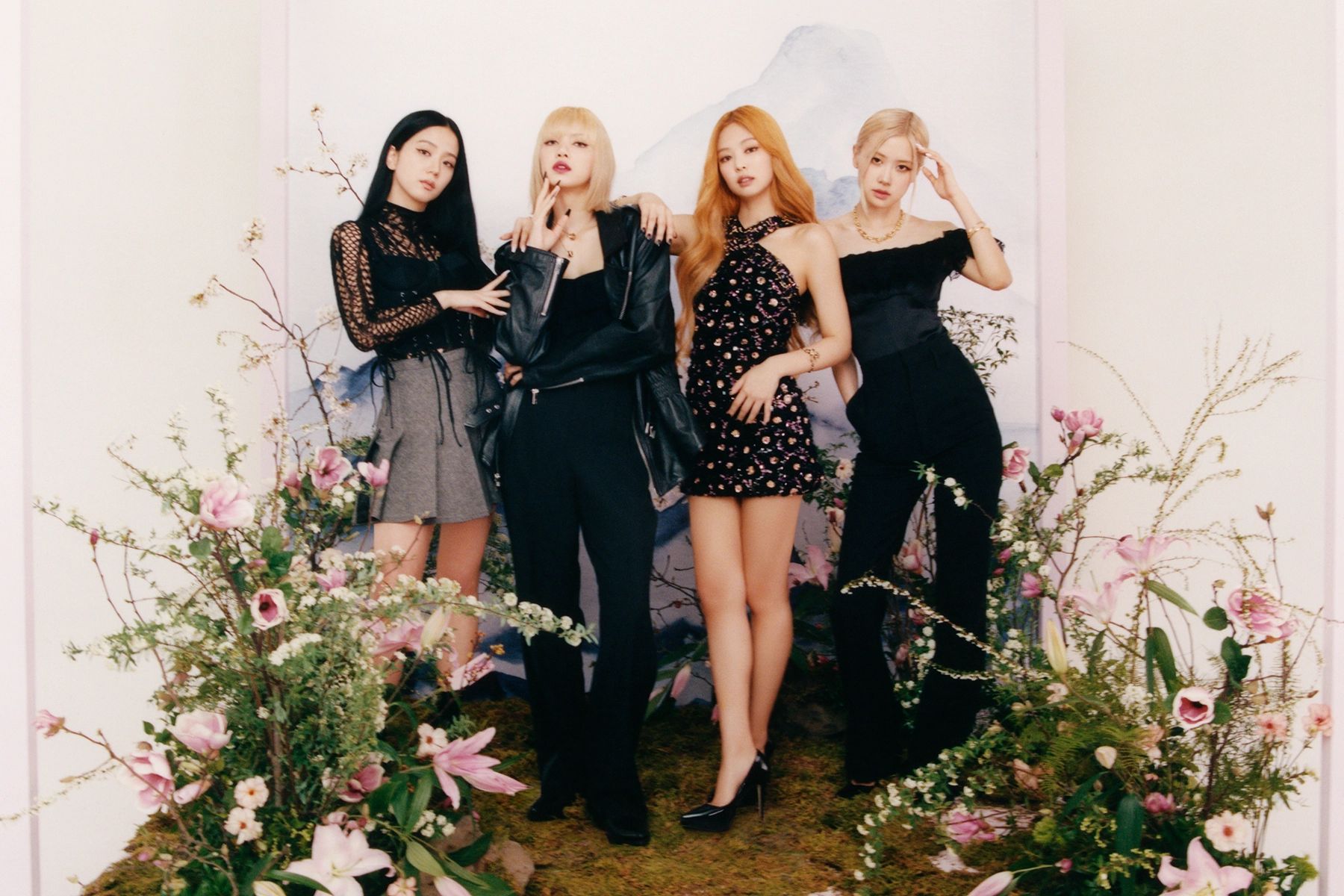 Trang Th&ocirc;ng tin Ch&iacute;nh phủ đăng tải về show BLACKPINK: &ldquo;Sẽ cấp ph&eacute;p cho đơn vị tổ chức&rdquo; - Ảnh 2.