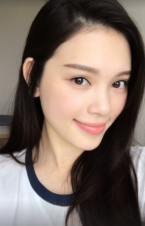 Lần hiếm hoi Linh Rin khoe cận nhan sắc sau khi lấy chồng - Ảnh 1. Lần hiếm hoi Linh Rin khoe cận nhan sắc sau khi lấy chồng - Ảnh 1.