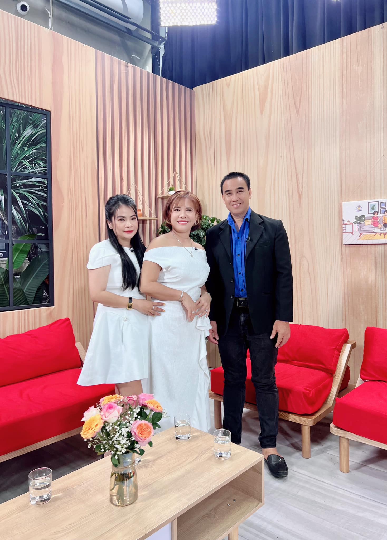 Cô gái Bình Định làm dâu xứ Bắc, về ra mắt bị giao thử thách chặt gà, kết quả bất ngờ - Ảnh 4. Cô gái Bình Định làm dâu xứ Bắc, về ra mắt bị giao thử thách chặt gà, kết quả bất ngờ - Ảnh 4.