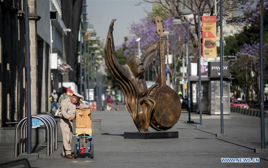 Hơn 100 người tử vong do nắng nóng trong tháng 6 ở Mexico - Ảnh 1.