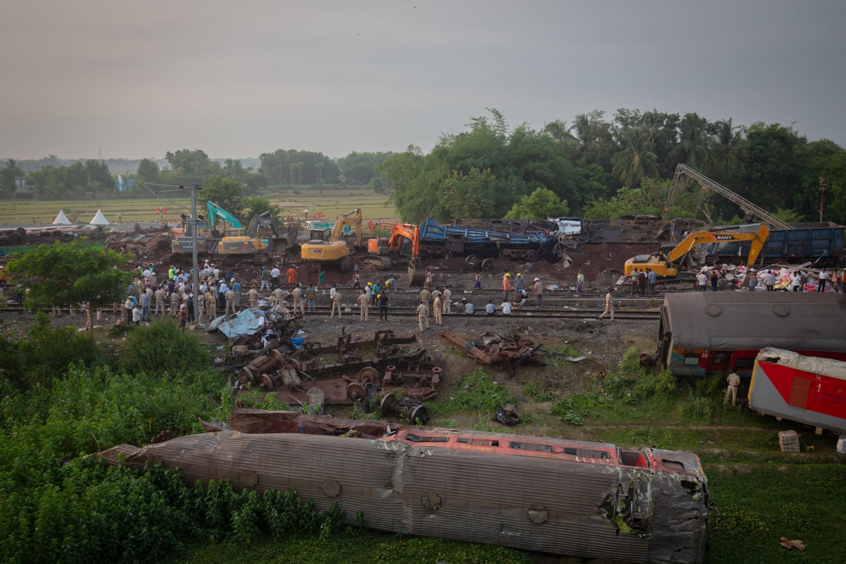 Nguyên nhân đằng sau thảm họa đường sắt tại Ấn Độ: Vấn đề sâu xa đằng sau lỗi kỹ thuật - Ảnh 2.
