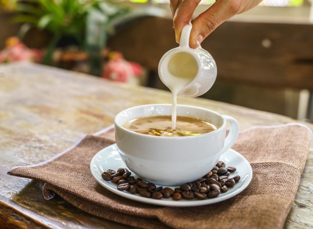 5 kiểu bữa sáng tưởng lành mạnh nhưng tăng cân không ngờ - Ảnh 1. 5 kiểu bữa sáng tưởng lành mạnh nhưng tăng cân không ngờ - Ảnh 1.