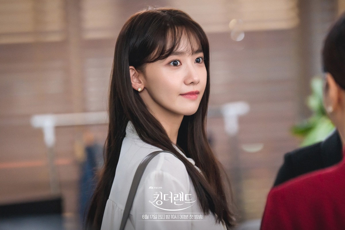 Yoona nhan sắc 