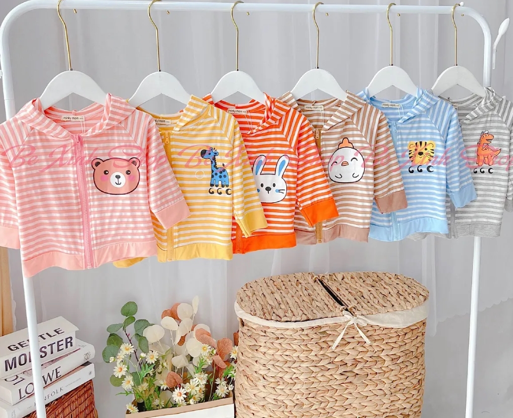 Con trẻ vui chơi ng&agrave;y h&egrave;, mẹ chuẩn bị ngay những sản phẩm n&agrave;y gi&uacute;p bảo vệ sức khoẻ b&eacute; trước nắng n&oacute;ng, lại tiết kiệm hơn khi săn sale 6/6 - Ảnh 1.