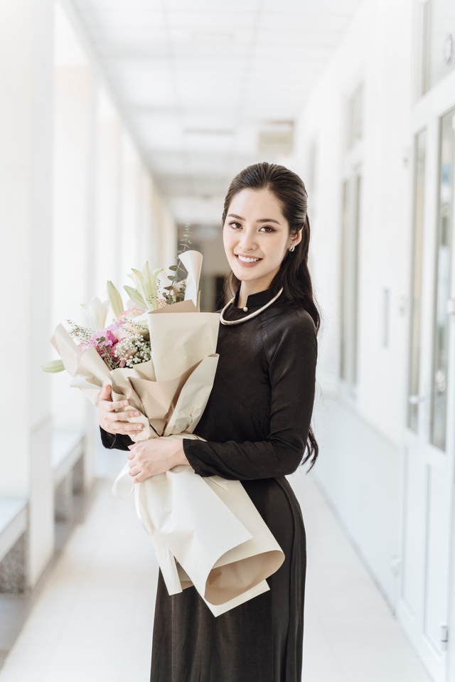1 Hoa hậu Việt tiết lộ kết quả tốt nghiệp đại học gây bất ngờ hậu đăng quang - Ảnh 2.