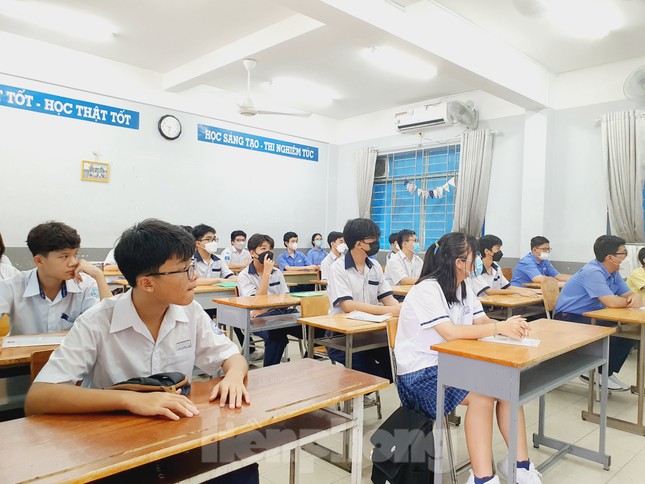 Thủ khoa kỳ thi Đ&aacute;nh gi&aacute; năng lực ĐHQG TPHCM đạt 1.133 điểm - Ảnh 1.