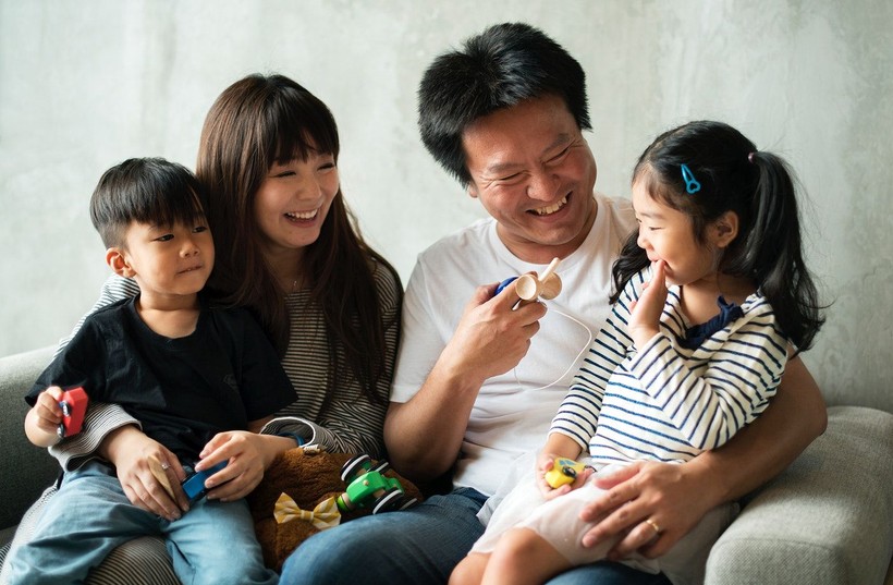 Cách cha mẹ Nhật Bản nuôi dạy con tự lập cha mẹ nên tham khảo - Ảnh 1.