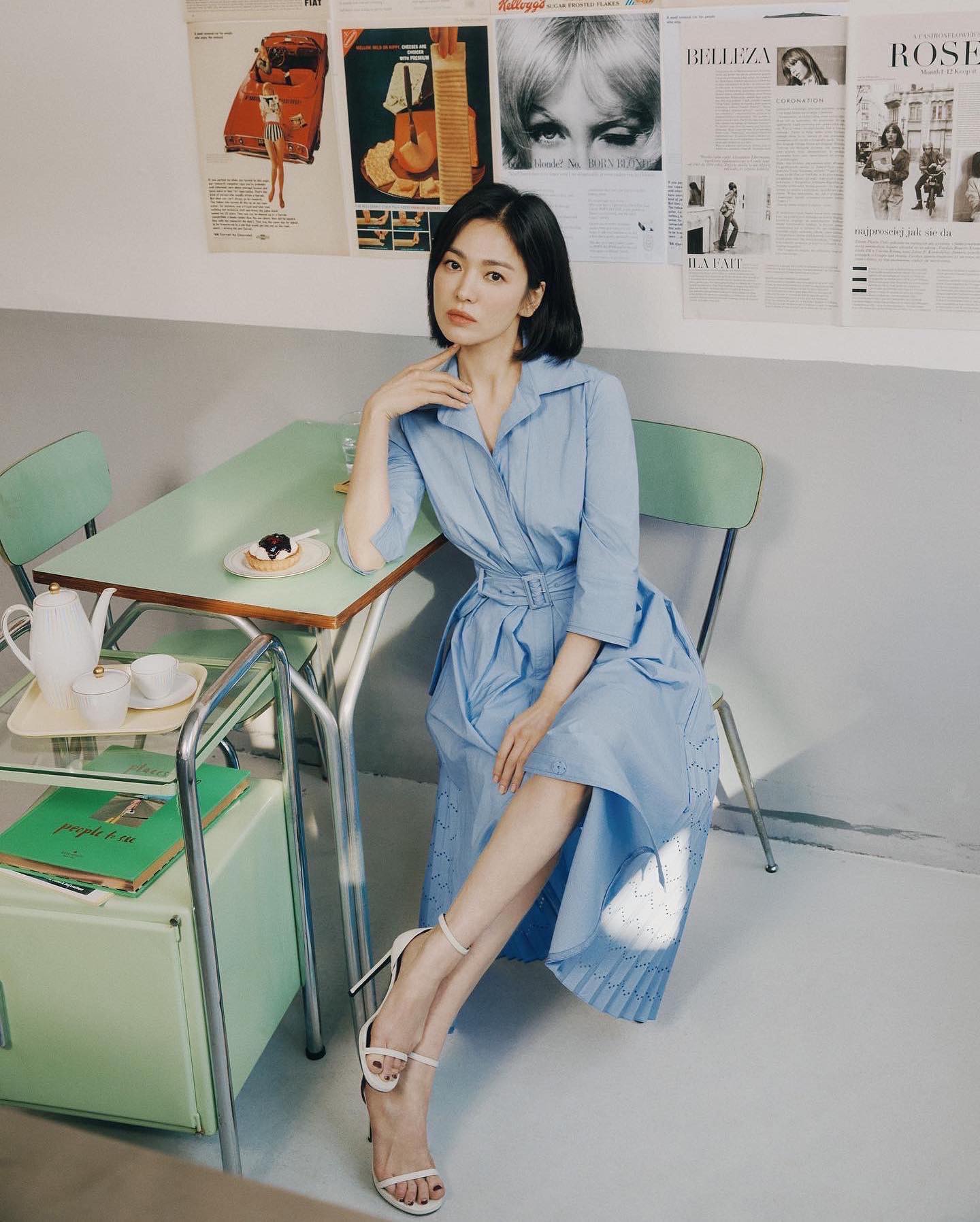 Style diện váy mùa hè trẻ trung của Song Hye Kyo - Ảnh 9.