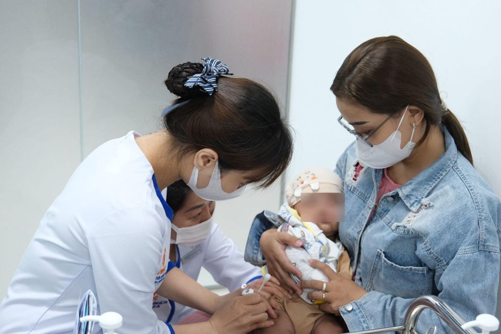 Thiếu vaccine, TP Hồ Chí Minh đứng trước nguy cơ bùng phát nhiều dịch bệnh - Ảnh 1.