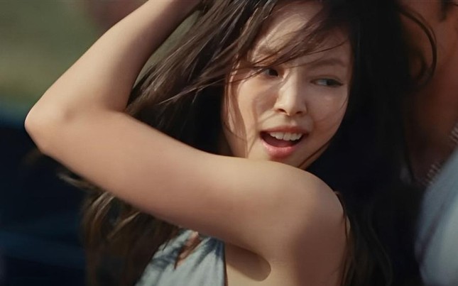 Jennie (BlackPink) bị chê sa sút đến mức đóng phim 18+, người Hàn Quốc phản đối - Ảnh 1.