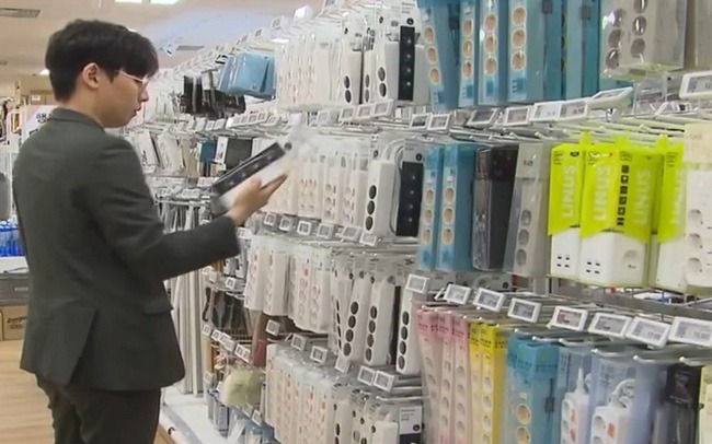 Đối phó giá điện tăng cao, người dân Hàn Quốc đổ xô mua thiết bị tiết kiệm điện