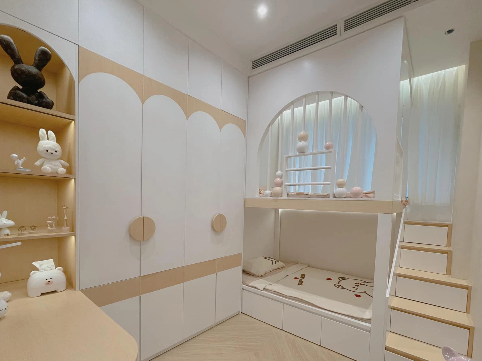 Mẹ đảm tự tay thiết kế v&agrave; trang tr&iacute; căn ph&ograve;ng ri&ecirc;ng 10m2 cho c&aacute;c con - Ảnh 5.