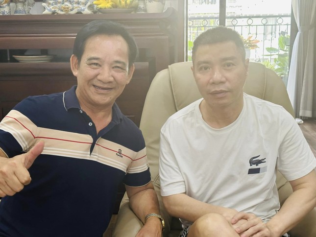 NSƯT Đức Hải thăm NSND Công Lý sau 2 năm ở ẩn - Ảnh 2. NSƯT Đức Hải thăm NSND Công Lý sau 2 năm ở ẩn - Ảnh 2.