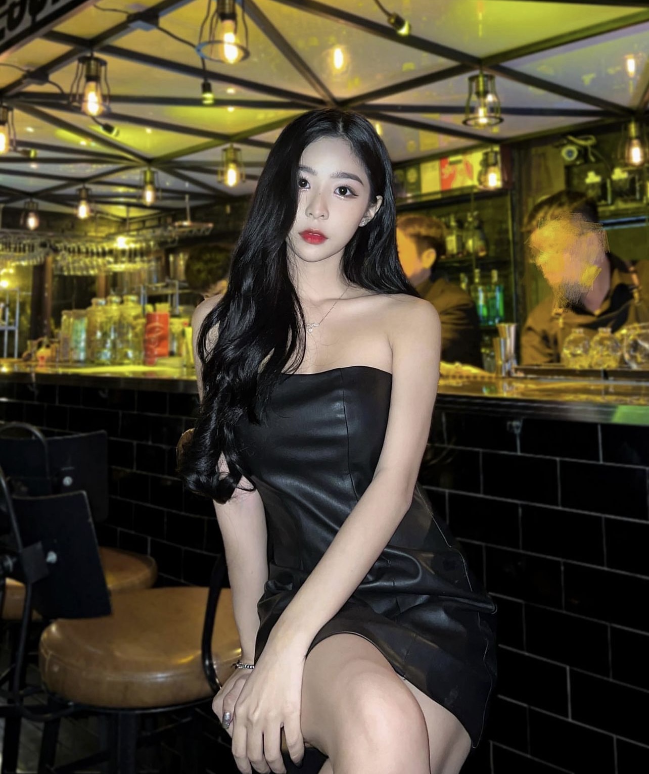 2 ‘nóc nhà’ của bộ đôi HLV, producer Rap Việt: Người được gọi là ‘thần tiên tỷ tỷ’, người có style cực chiến - Ảnh 10. 2 ‘nóc nhà’ của bộ đôi HLV, producer Rap Việt: Người được gọi là ‘thần tiên tỷ tỷ’, người có style cực chiến - Ảnh 10.
