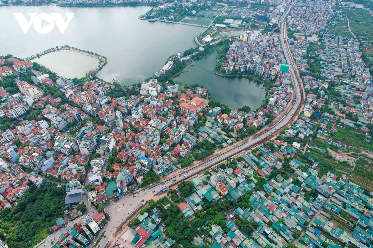 Cận cảnh đê Nghi Tàm nứt toác, thi công chậm tiến độ bất chấp mùa mưa lũ về - Ảnh 20.