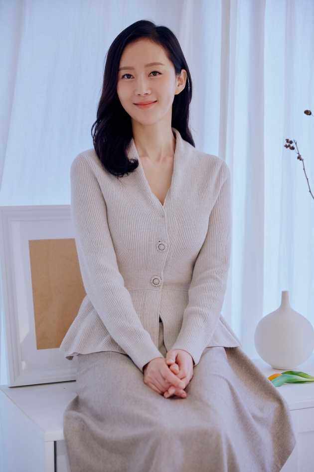 Từng bị Jang Dong Gun phản bội, nàng Á hậu đẹp nhất xứ Hàn bây giờ có cuộc hôn nhân đầy viên mãn bên chồng bác sỹ tài ba - Ảnh 6.