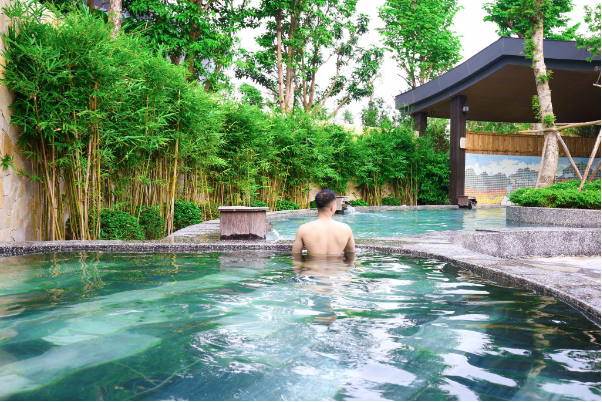 Onsen mùa hè - liệu pháp vàng cho sức khỏe - Ảnh 3.