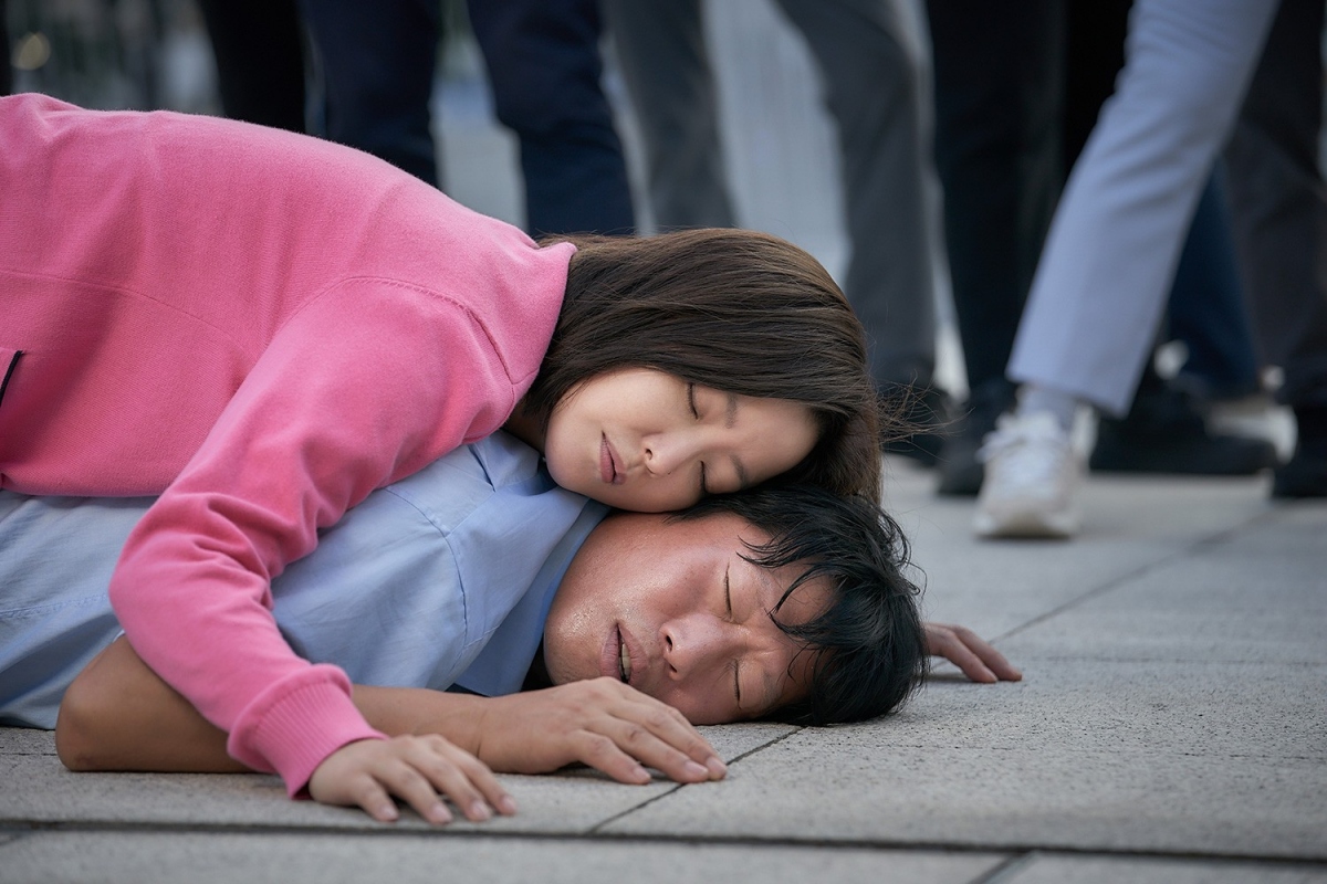 Quốc bảo nhan sắc Kim Hee Sun tái xuất màn ảnh cùng trai xấu Yoo Hae-jin - Ảnh 9.