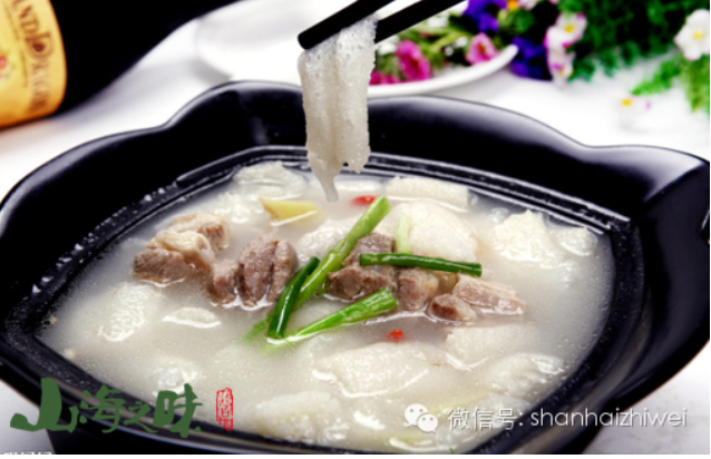 Việt Nam có loại nấm quý chỉ tồn tại 10 tiếng đồng hồ mà Trung Quốc săn lùng: Giá tiền triệu một cân! - Ảnh 4. Việt Nam có loại nấm quý chỉ tồn tại 10 tiếng đồng hồ mà Trung Quốc săn lùng: Giá tiền triệu một cân! - Ảnh 4.