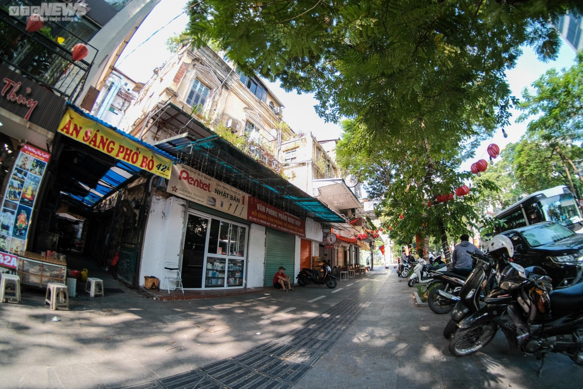 Mục sở thị tuyến phố sắp được Hà Nội thiết kế đô thị riêng - Ảnh 2.