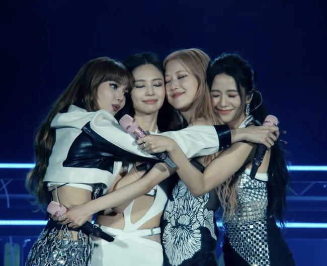 BTC concert BLACKPINK tại Việt Nam khẳng định khán giả có thể kỳ vọng vào màn trình diễn đặc biệt, có đủ sân khấu solo từ 4 thành viên - Ảnh 3.