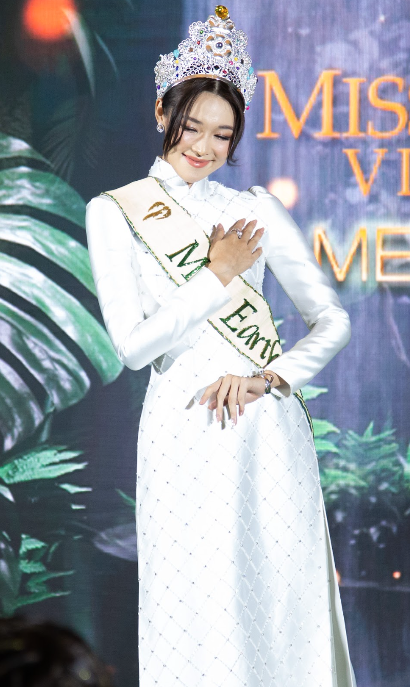 Đương kim Miss Earth khoe visual &quot;thần tiên tỷ tỷ&quot; thách thức cam thường bên Khánh Vân cùng dàn người đẹp Việt - Ảnh 2.