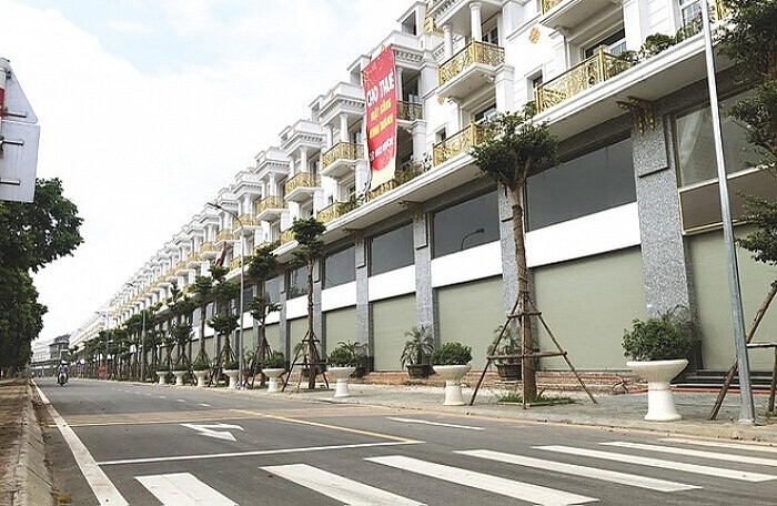 Nghịch lý đầu tư shophouse hàng chục tỉ đồng, giờ cho thuê 10 triệu đồng/tháng - Ảnh 1. Nghịch lý đầu tư shophouse hàng chục tỉ đồng, giờ cho thuê 10 triệu đồng/tháng - Ảnh 1.
