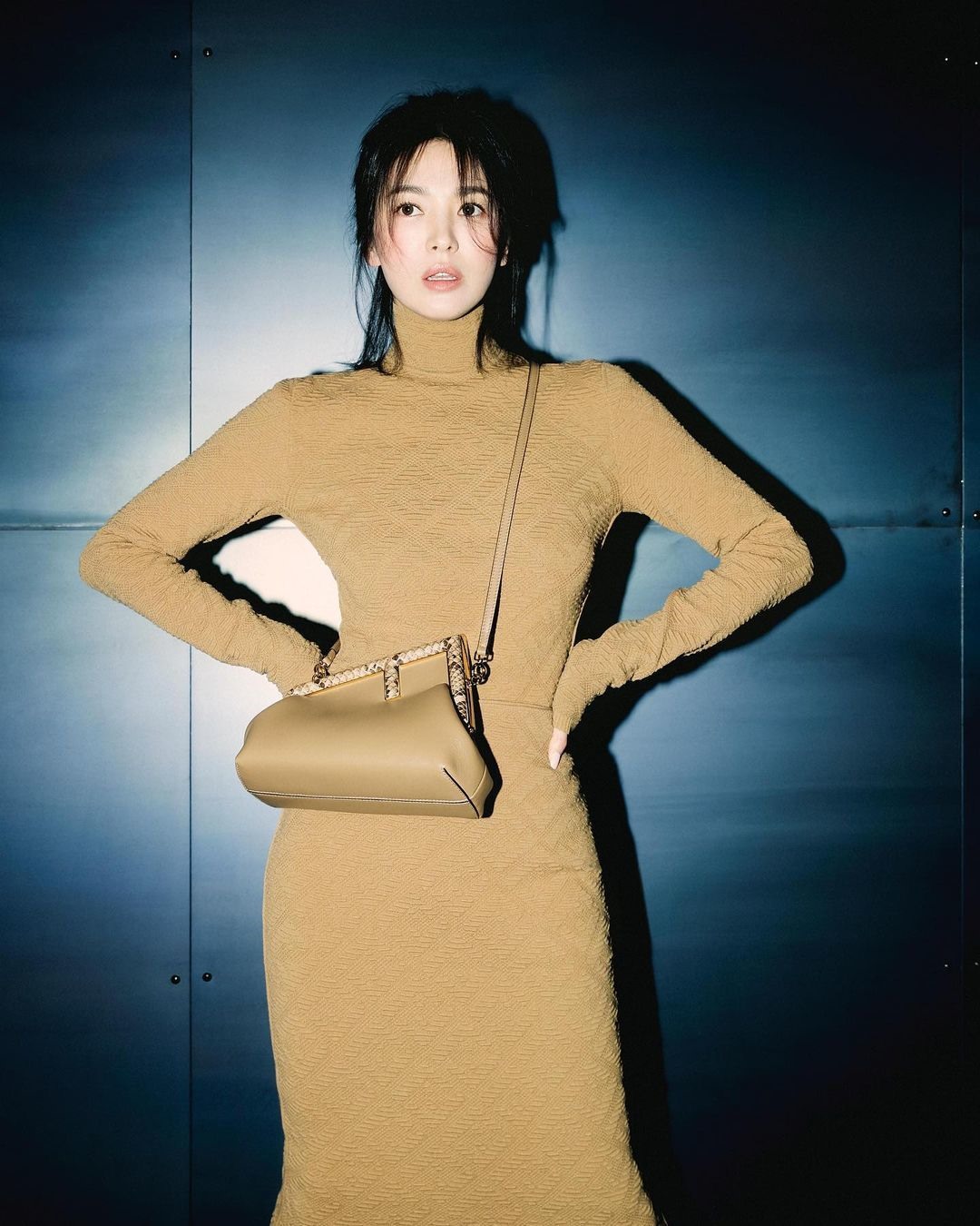 7749 outfit đẳng cấp chứng minh Song Hye Kyo là đại sứ hoàn hảo của Fendi - Ảnh 12.