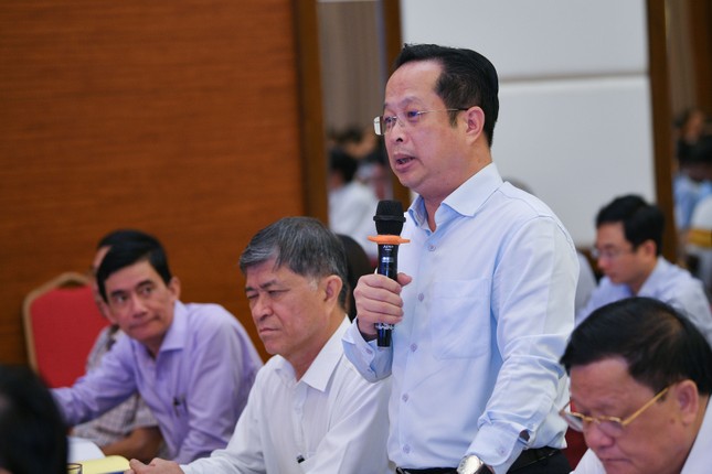 Thiếu gần 10.000 giáo viên, Giám đốc Sở GD&ĐT Hà Nội xin giao thêm biên chế - Ảnh 1.