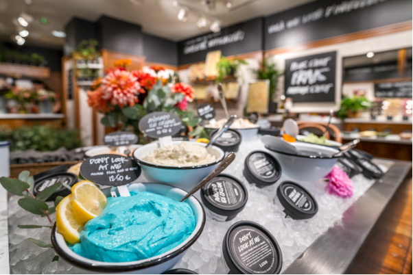 LUSH - Thương hiệu mỹ phẩm thủ công tươi khai trương cửa hàng đầu tiên tại Hà Nội - Ảnh 3.