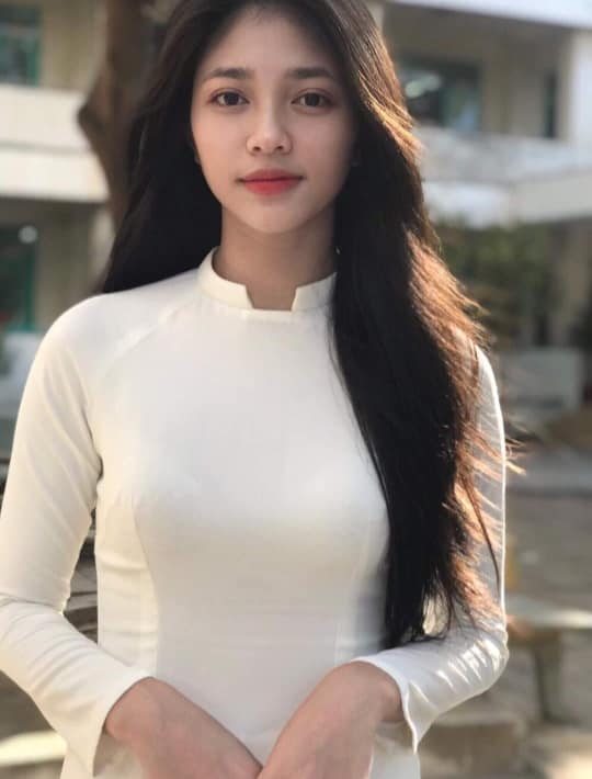 Á hậu 2 Miss World Vietnam 2023: Tuổi thơ đối mặt với nhiều khó khăn, nhan sắc đời thường gây sốt - Ảnh 7.
